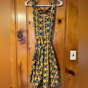 Cute butterfly dress! Worn once. Size small.